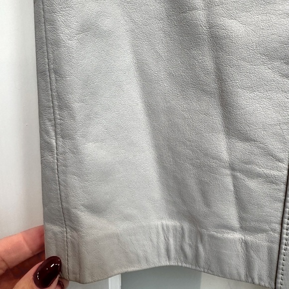 Vintage Wilson’s Leather 80’s Genuine Leather Dove Grey Midi Skirt Size 6 Small - Picture 9 of 13